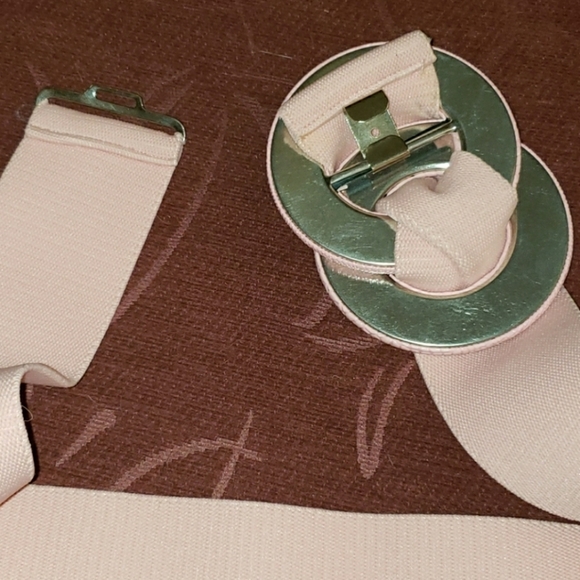 Barbie VNTG Soft Pink Stretchy Belt - Picture 6 of 9